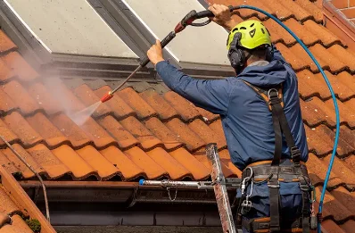 Démoussage et hydrofuge de toiture à Cumières